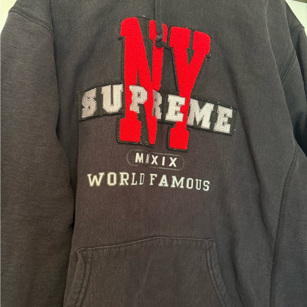 Supreme Hoodie